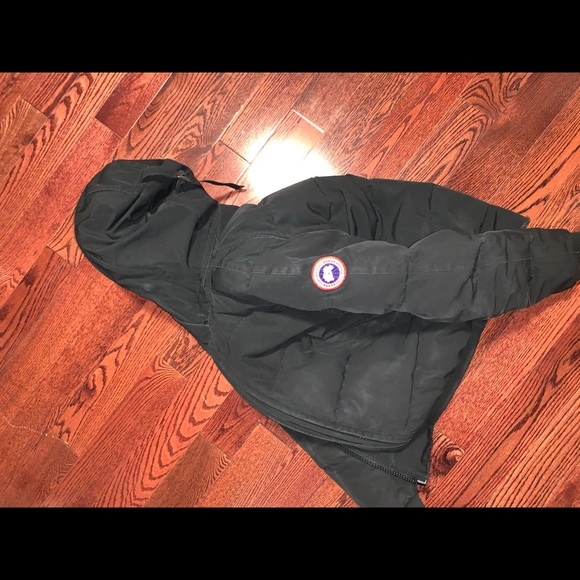Canada Goose Jacket Womens Size Large - Picture 5 of 6